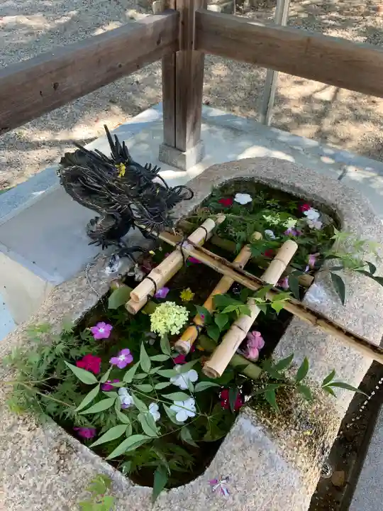 神館神社の手水舎
