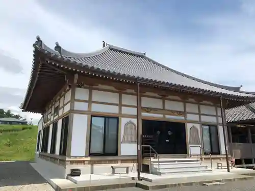 潮海寺の本殿