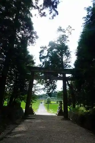 都祁水分神社の鳥居