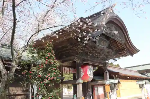 竹駒神社の山門