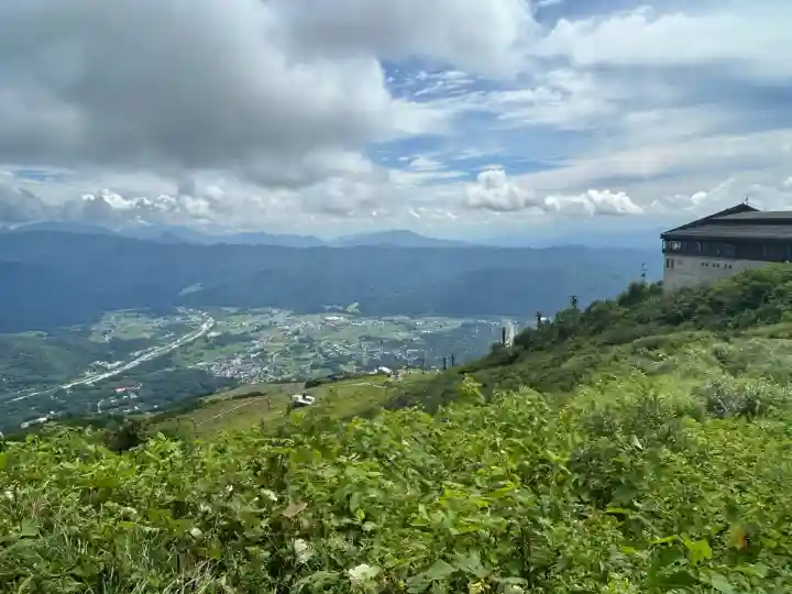 諏訪大社下社秋宮(長野県)