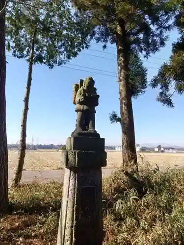 琴平神社の像