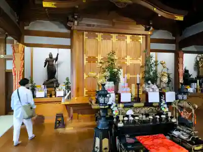 補陀洛山寺の{uncategorized: "未分類", other: "その他", undefined: "問題あり", building: "その他建物", grave: "お墓", sacred_gate: "鳥居", guardian: "狛犬", statue: "像", buddha: "仏像", history: "歴史", nature: "自然", garden: "庭園", animal: "動物", pagoda: "塔", temizu: "手水舎", mountain_gate: "山門・神門", sanctuary: "本殿・本堂", subordinate: "末社・摂社", art: "芸術", scenery: "景色", jizo: "地蔵", ema: "絵馬", goshuin: "御朱印", omikuji: "おみくじ", items: "授与品その他", amulet: "お守り", goshuincho: "御朱印帳", eats: "食事", festival: "お祭り", votive_dance: "神楽", shichigosan: "七五三参", wedding: "結婚式", experience: "体験その他", initially: "初詣", around: "周辺", anti_infection: "感染症対策"}