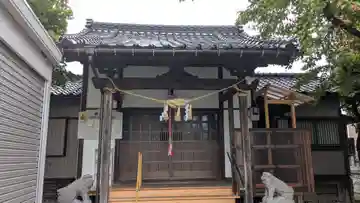 白山社の本殿・本堂