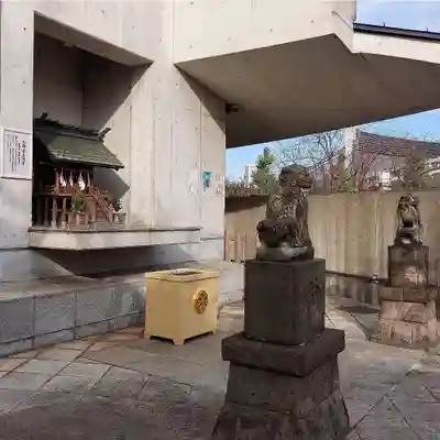 北谷稲荷神社の狛犬