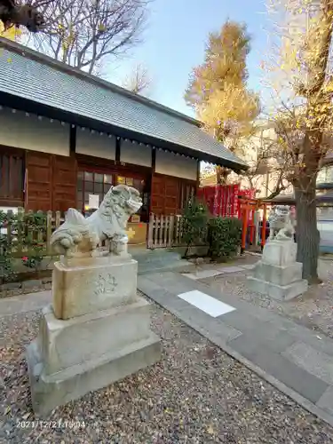 諏訪神社の狛犬