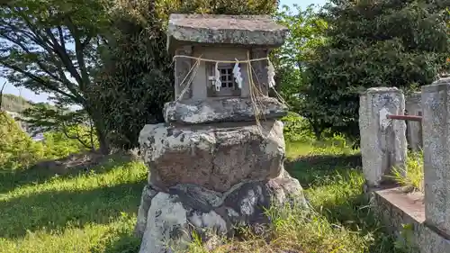 祠（田中支隊記念碑）の本殿・本堂