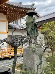 長光寺の像