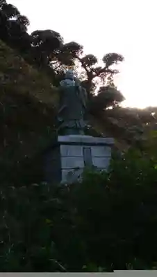 了仙寺の像