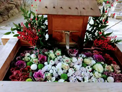 四條畷神社の手水舎