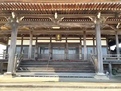 照光寺の本殿・本堂