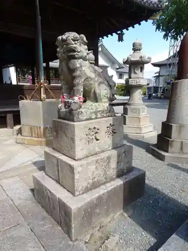 魚吹八幡神社の狛犬