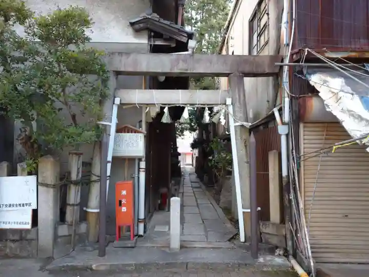 須佐之男社 迦具土社合殿の鳥居