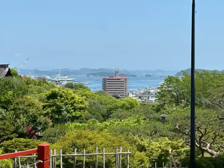 志波彦神社・鹽竈神社の{uncategorized: "未分類", other: "その他", undefined: "問題あり", building: "その他建物", grave: "お墓", sacred_gate: "鳥居", guardian: "狛犬", statue: "像", buddha: "仏像", history: "歴史", nature: "自然", garden: "庭園", animal: "動物", pagoda: "塔", temizu: "手水舎", mountain_gate: "山門・神門", sanctuary: "本殿・本堂", subordinate: "末社・摂社", art: "芸術", scenery: "景色", jizo: "地蔵", ema: "絵馬", goshuin: "御朱印", omikuji: "おみくじ", items: "授与品その他", amulet: "お守り", goshuincho: "御朱印帳", eats: "食事", festival: "お祭り", votive_dance: "神楽", shichigosan: "七五三参", wedding: "結婚式", experience: "体験その他", initially: "初詣", around: "周辺", anti_infection: "感染症対策"}