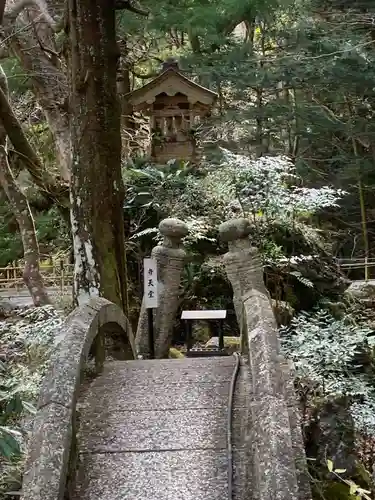 聖寳寺の末社・摂社