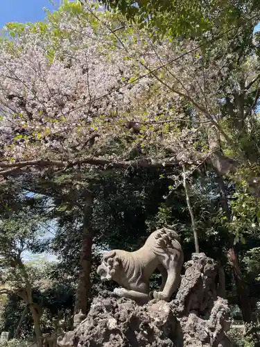 前原御嶽神社の狛犬