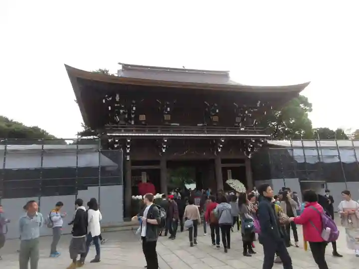 明治神宮の山門・神門
