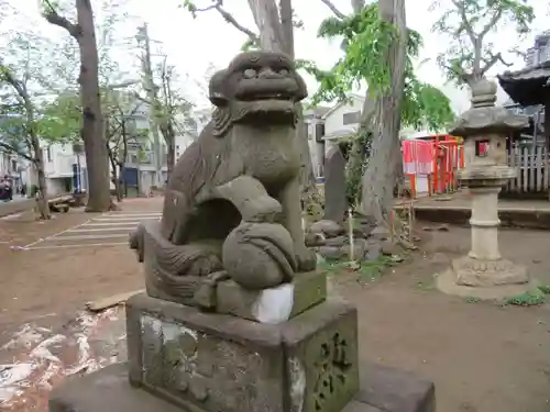 打越天神北野神社の狛犬