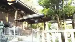 三輪神社の本殿