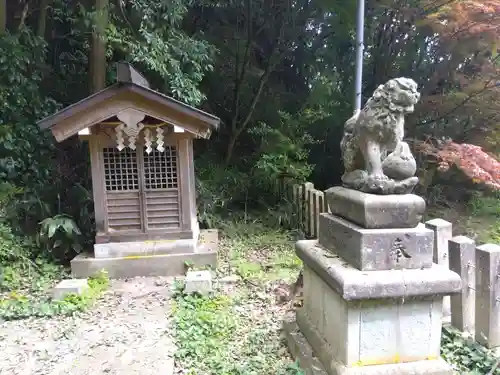 八幡神社の狛犬