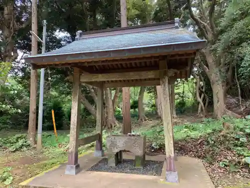 諏訪神社の手水舎