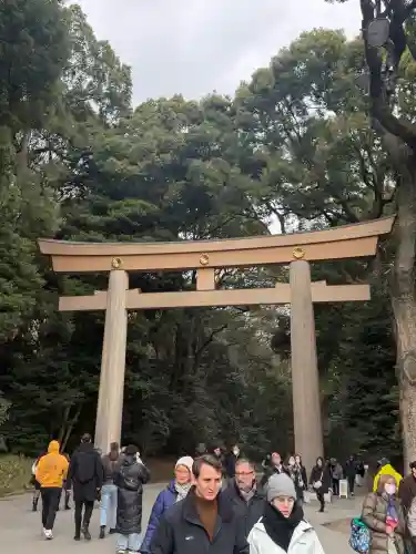明治神宮の{uncategorized: "未分類", other: "その他", undefined: "問題あり", building: "その他建物", grave: "お墓", sacred_gate: "鳥居", guardian: "狛犬", statue: "像", buddha: "仏像", history: "歴史", nature: "自然", garden: "庭園", animal: "動物", pagoda: "塔", temizu: "手水舎", mountain_gate: "山門・神門", sanctuary: "本殿・本堂", subordinate: "末社・摂社", art: "芸術", scenery: "景色", jizo: "地蔵", ema: "絵馬", goshuin: "御朱印", omikuji: "おみくじ", items: "授与品その他", amulet: "お守り", goshuincho: "御朱印帳", eats: "食事", festival: "お祭り", votive_dance: "神楽", shichigosan: "七五三参", wedding: "結婚式", experience: "体験その他", initially: "初詣", around: "周辺", anti_infection: "感染症対策"}