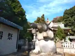 北新羽杉山神社の狛犬