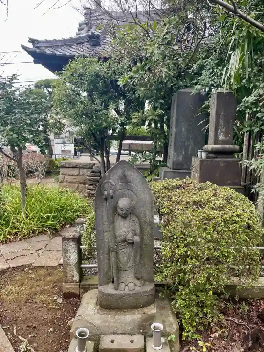 誓閑寺の{uncategorized: "未分類", other: "その他", undefined: "問題あり", building: "その他建物", grave: "お墓", sacred_gate: "鳥居", guardian: "狛犬", statue: "像", buddha: "仏像", history: "歴史", nature: "自然", garden: "庭園", animal: "動物", pagoda: "塔", temizu: "手水舎", mountain_gate: "山門・神門", sanctuary: "本殿・本堂", subordinate: "末社・摂社", art: "芸術", scenery: "景色", jizo: "地蔵", ema: "絵馬", goshuin: "御朱印", omikuji: "おみくじ", items: "授与品その他", amulet: "お守り", goshuincho: "御朱印帳", eats: "食事", festival: "お祭り", votive_dance: "神楽", shichigosan: "七五三参", wedding: "結婚式", experience: "体験その他", initially: "初詣", around: "周辺", anti_infection: "感染症対策"}