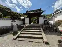 當麻寺西南院の{uncategorized: "未分類", other: "その他", undefined: "問題あり", building: "その他建物", grave: "お墓", sacred_gate: "鳥居", guardian: "狛犬", statue: "像", buddha: "仏像", history: "歴史", nature: "自然", garden: "庭園", animal: "動物", pagoda: "塔", temizu: "手水舎", mountain_gate: "山門・神門", sanctuary: "本殿・本堂", subordinate: "末社・摂社", art: "芸術", scenery: "景色", jizo: "地蔵", ema: "絵馬", goshuin: "御朱印", omikuji: "おみくじ", items: "授与品その他", amulet: "お守り", goshuincho: "御朱印帳", eats: "食事", festival: "お祭り", votive_dance: "神楽", shichigosan: "七五三参", wedding: "結婚式", experience: "体験その他", initially: "初詣", around: "周辺", anti_infection: "感染症対策"}