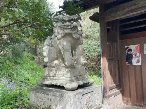 瀧之宮神社の{uncategorized: "未分類", other: "その他", undefined: "問題あり", building: "その他建物", grave: "お墓", sacred_gate: "鳥居", guardian: "狛犬", statue: "像", buddha: "仏像", history: "歴史", nature: "自然", garden: "庭園", animal: "動物", pagoda: "塔", temizu: "手水舎", mountain_gate: "山門・神門", sanctuary: "本殿・本堂", subordinate: "末社・摂社", art: "芸術", scenery: "景色", jizo: "地蔵", ema: "絵馬", goshuin: "御朱印", omikuji: "おみくじ", items: "授与品その他", amulet: "お守り", goshuincho: "御朱印帳", eats: "食事", festival: "お祭り", votive_dance: "神楽", shichigosan: "七五三参", wedding: "結婚式", experience: "体験その他", initially: "初詣", around: "周辺", anti_infection: "感染症対策"}