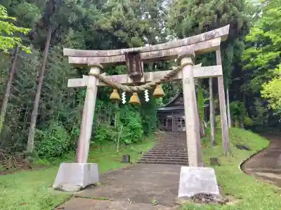 大宮神社の{uncategorized: "未分類", other: "その他", undefined: "問題あり", building: "その他建物", grave: "お墓", sacred_gate: "鳥居", guardian: "狛犬", statue: "像", buddha: "仏像", history: "歴史", nature: "自然", garden: "庭園", animal: "動物", pagoda: "塔", temizu: "手水舎", mountain_gate: "山門・神門", sanctuary: "本殿・本堂", subordinate: "末社・摂社", art: "芸術", scenery: "景色", jizo: "地蔵", ema: "絵馬", goshuin: "御朱印", omikuji: "おみくじ", items: "授与品その他", amulet: "お守り", goshuincho: "御朱印帳", eats: "食事", festival: "お祭り", votive_dance: "神楽", shichigosan: "七五三参", wedding: "結婚式", experience: "体験その他", initially: "初詣", around: "周辺", anti_infection: "感染症対策"}