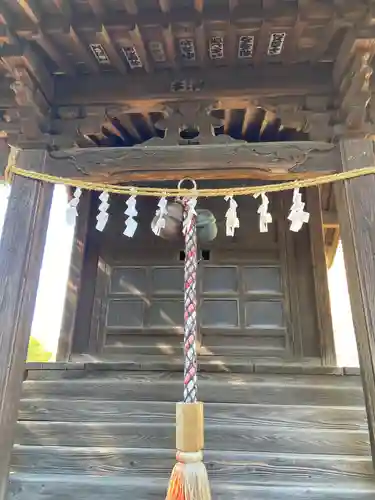 美女神社の本殿