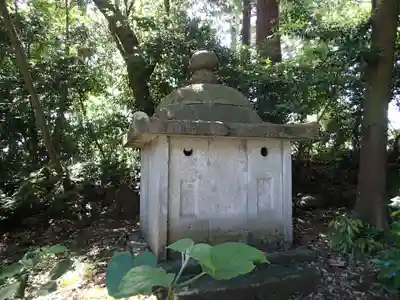 神明社の末社・摂社