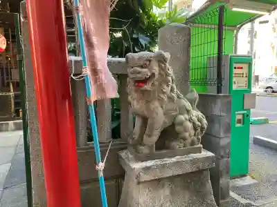 三光稲荷神社の{uncategorized: "未分類", other: "その他", undefined: "問題あり", building: "その他建物", grave: "お墓", sacred_gate: "鳥居", guardian: "狛犬", statue: "像", buddha: "仏像", history: "歴史", nature: "自然", garden: "庭園", animal: "動物", pagoda: "塔", temizu: "手水舎", mountain_gate: "山門・神門", sanctuary: "本殿・本堂", subordinate: "末社・摂社", art: "芸術", scenery: "景色", jizo: "地蔵", ema: "絵馬", goshuin: "御朱印", omikuji: "おみくじ", items: "授与品その他", amulet: "お守り", goshuincho: "御朱印帳", eats: "食事", festival: "お祭り", votive_dance: "神楽", shichigosan: "七五三参", wedding: "結婚式", experience: "体験その他", initially: "初詣", around: "周辺", anti_infection: "感染症対策"}