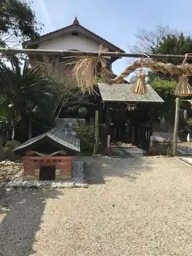 津田八幡宮の末社