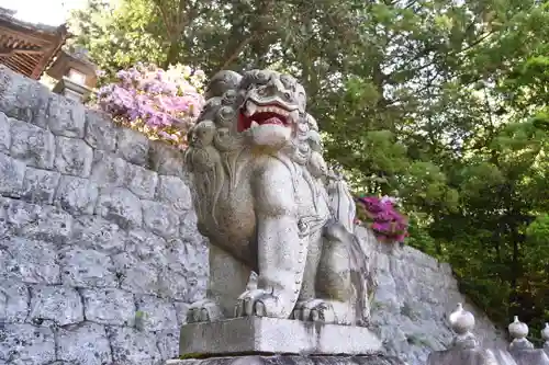 三嶋神社の狛犬