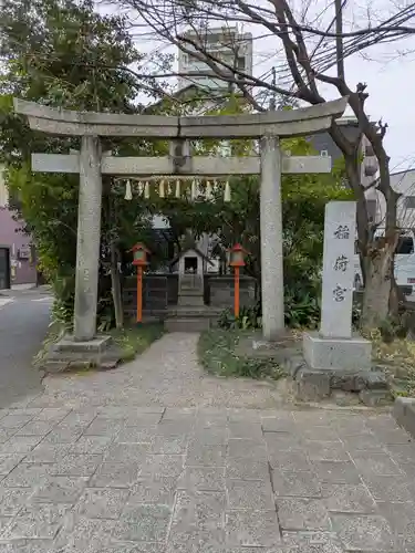 稲荷宮（伊砂砂神社御旅所）(滋賀県)