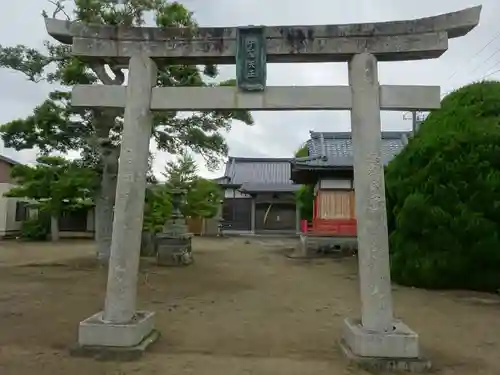 須賀神社の鳥居