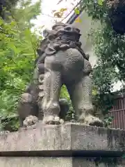 赤坂氷川神社の狛犬