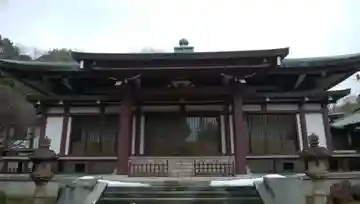 泉谷寺の本殿・本堂