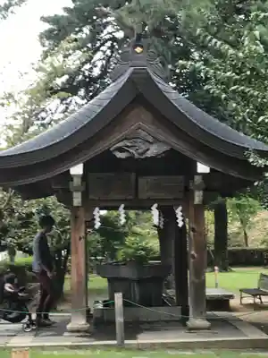 武田神社の手水舎