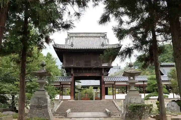 大輪寺の山門・神門