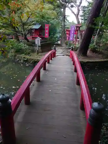 間々田八幡宮の庭園