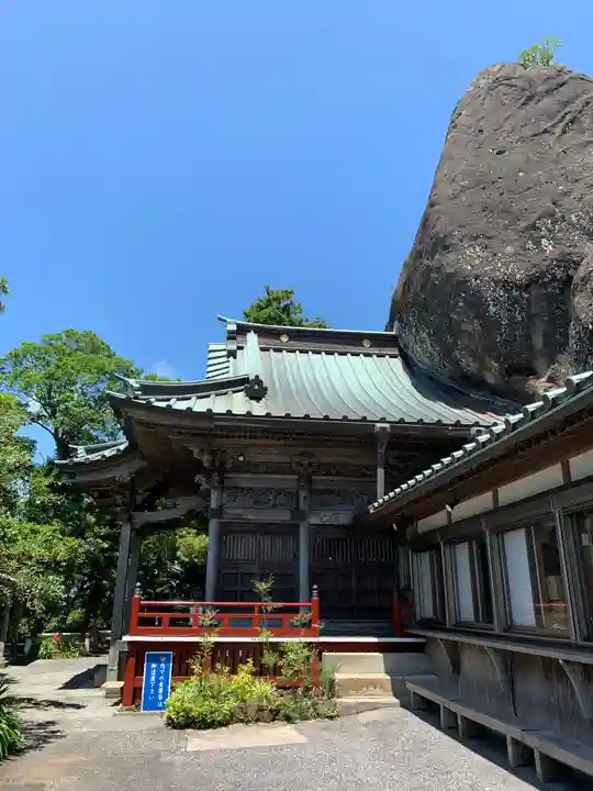 観音寺の本殿・本堂