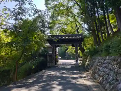 金峯山寺の山門・神門
