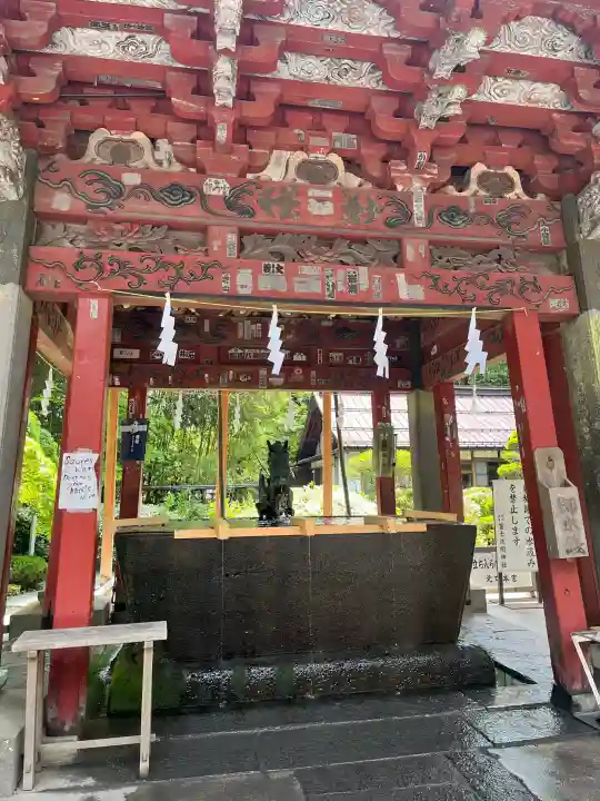 北口本宮冨士浅間神社の{uncategorized: "未分類", other: "その他", undefined: "問題あり", building: "その他建物", grave: "お墓", sacred_gate: "鳥居", guardian: "狛犬", statue: "像", buddha: "仏像", history: "歴史", nature: "自然", garden: "庭園", animal: "動物", pagoda: "塔", temizu: "手水舎", mountain_gate: "山門・神門", sanctuary: "本殿・本堂", subordinate: "末社・摂社", art: "芸術", scenery: "景色", jizo: "地蔵", ema: "絵馬", goshuin: "御朱印", omikuji: "おみくじ", items: "授与品その他", amulet: "お守り", goshuincho: "御朱印帳", eats: "食事", festival: "お祭り", votive_dance: "神楽", shichigosan: "七五三参", wedding: "結婚式", experience: "体験その他", initially: "初詣", around: "周辺", anti_infection: "感染症対策"}