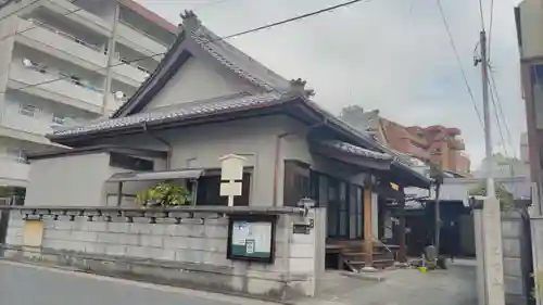 光明寺の本殿・本堂