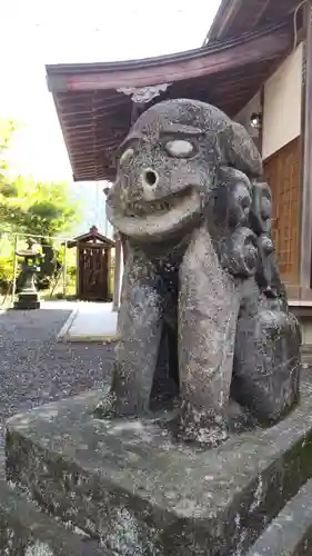 借宿神社の狛犬