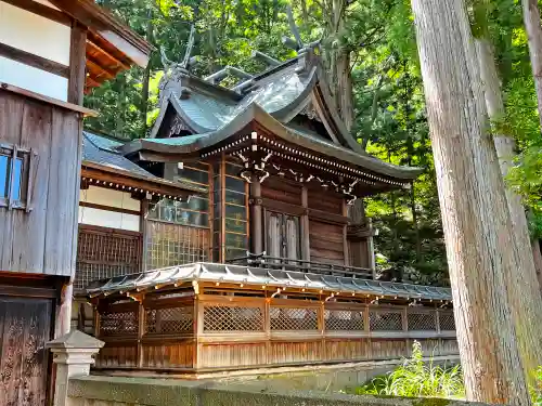 大津神社の本殿