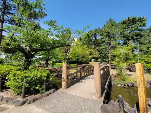 豊國神社の庭園